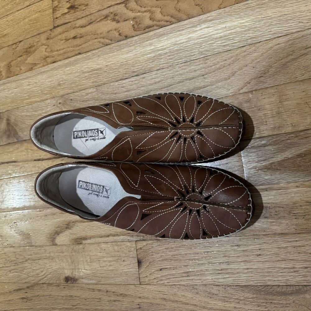 Pikolinos Jerez Flats Womens 39 Brandy Leather Cutout Floral Slip On Comfort